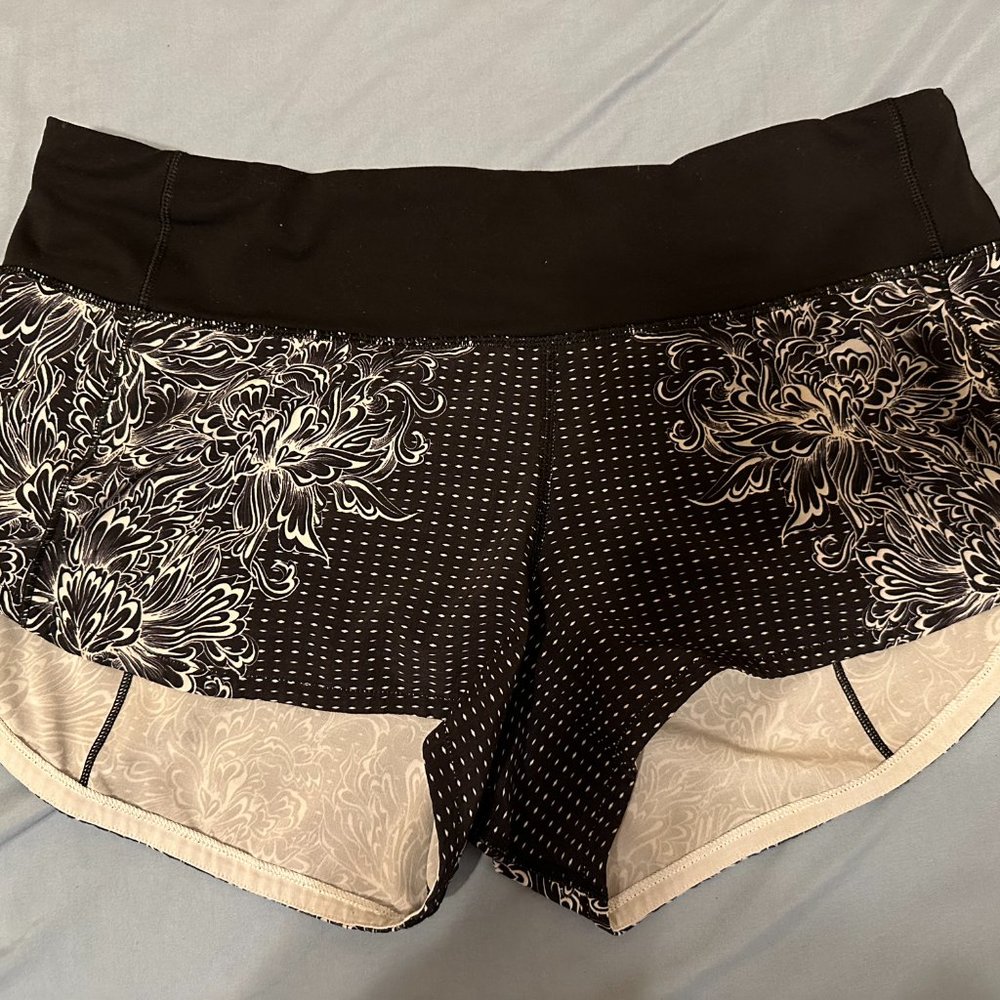Lululemon Speed Up Low-Rise Lined Short 2.5"